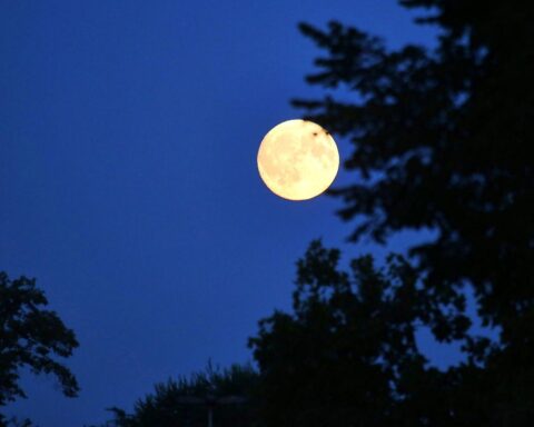 Deutschland als Weltraumzentrum: Innovationen, Raumfahrt, 3D-Druck, medizinische Fortschritte, CSU-Technologieagenda.