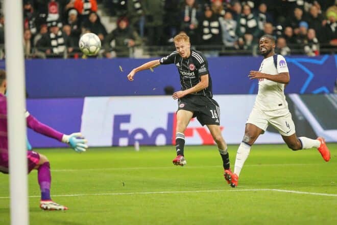 Champions League: Eintracht unterliegt Tottenham – Bayern siegreich