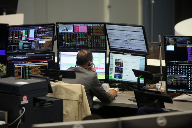 Dax startet vorsichtig – internationale Investoren zeigen Interesse