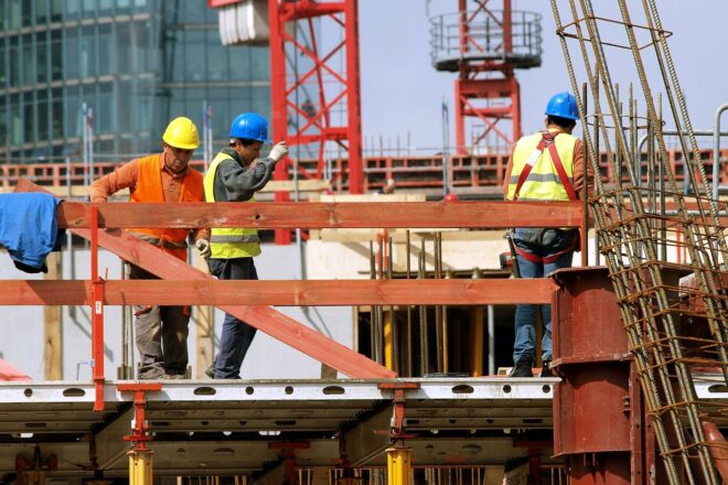 Erwerbstätigkeit im November nahezu unverändert