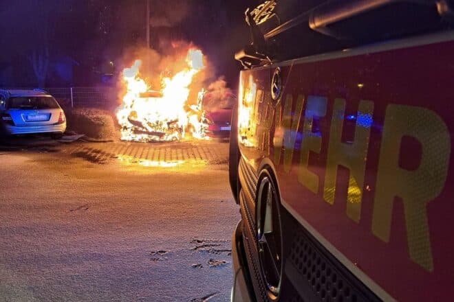 Fahrzeugbrand in Mülheim an der Ruhr