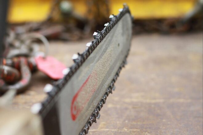 Feuerwehr Wildeshausen trainiert sicheren Umgang mit Motorkettensägen