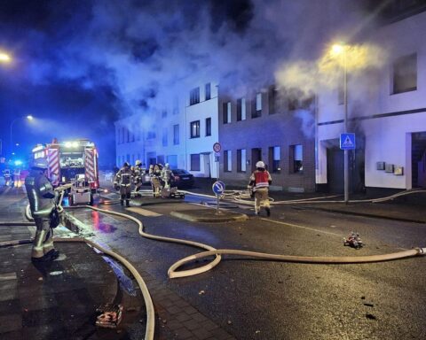 Feuerwehr Goch im Einsatz: Löschen von Bränden an Silvester und Neujahr.