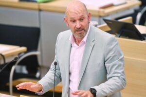 Wolfgang Aldag kritisiert Symbolpolitik beim Bundesjagdgesetz zur Wolfsaufnahme in Sachsen-Anhalt.