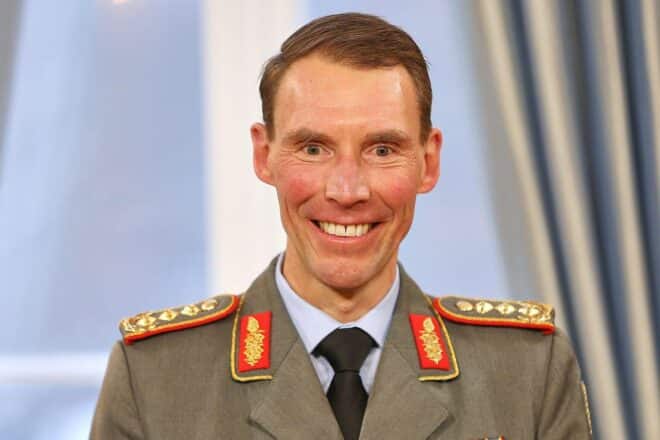 Heeresinspekteur wirbt ausdrücklich um Frauen für die Bundeswehr