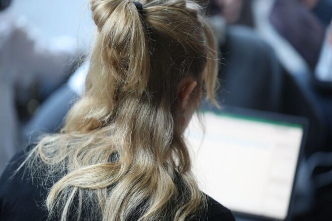 Immer mehr Frauen entscheiden sich für ein MINT-Studium