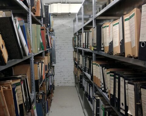 E-Akten und digitale Transformation der Justiz in Nordrhein-Westfalen, effiziente Verfahren und modernes Arbeiten.