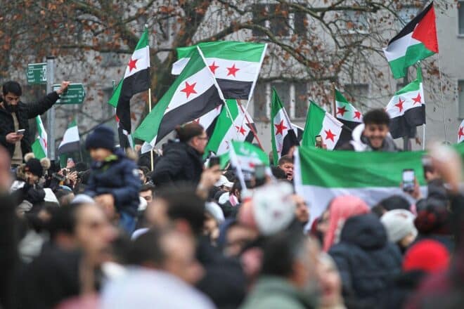 Kämpfe gegen Kurden: Linke fordert Abschiebestopp nach Syrien