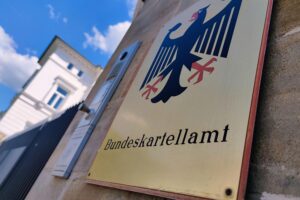 Andreas Mundt fordert schärfere Maßnahmen gegen Preisabsprachen und stärkt Wettbewerbsbehörde.