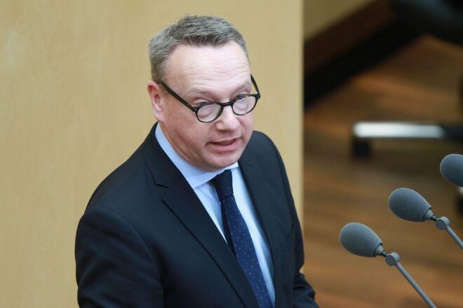 Limbach stellt Gesetzentwurf zur Besetzung von Richterämtern in Aussicht