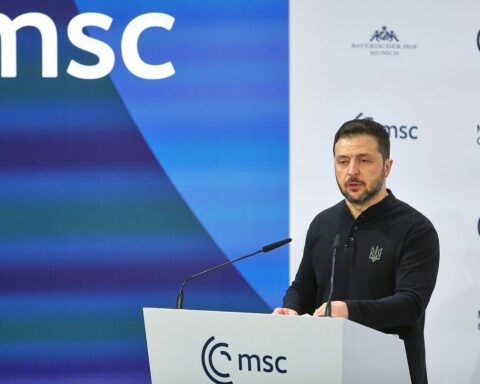 Wolodymyr Selenskyj als furchtloser Held in der Politik, stark und entschlossen gegenüber Russland.