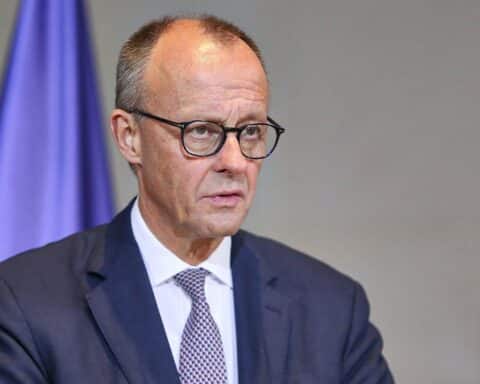 Friedrich Merz und Narendra Modi beim Treffen zur Vertiefung bilateraler Beziehungen zwischen Deutschland und Indien.