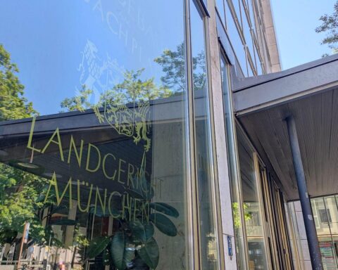 Bild des Landgerichts München I mit Bezug auf Geldwäsche-Ermittlungen und beschlagnahmte Immobilien.