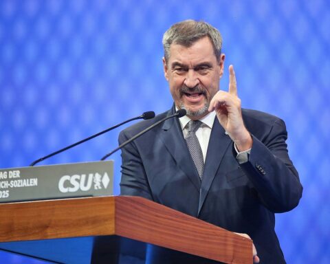 Markus Söder spricht optimistisch über Bayern als Stabilitätsanker und Zukunftsregion.