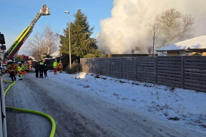 Person stirbt bei Wohnhausbrand in Minden