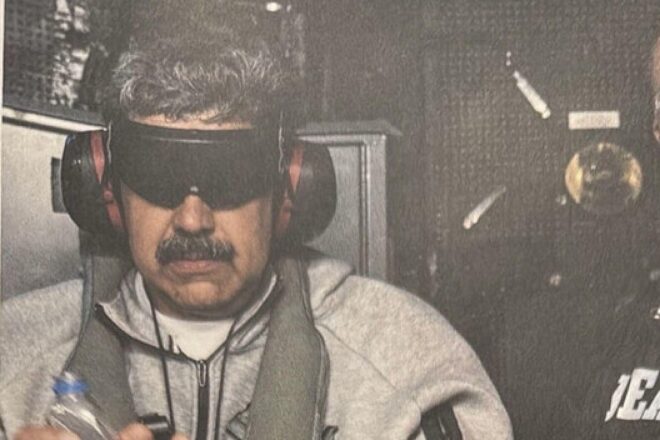 Trump veröffentlicht Foto von Maduro nach Festnahme