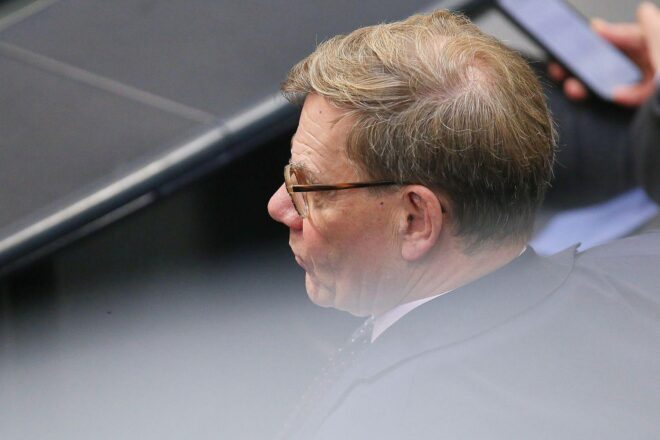 Wadephul fliegt in die USA