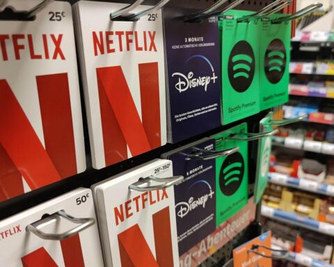 Kulturstaatsminister Weimer diskutiert Filmförderung und Investitionspflicht für US-Streaminganbieter in Deutschland.