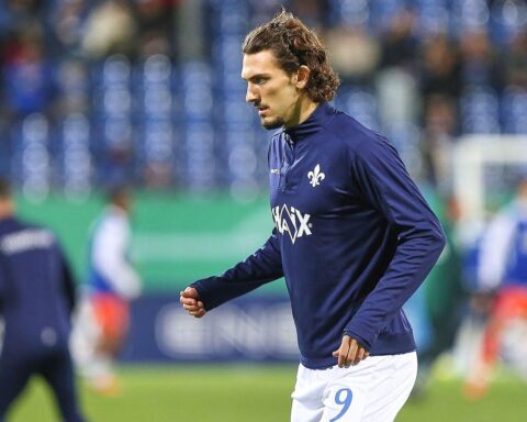 Darmstadt siegt mit 2:1, Fraser Hornby feiert ersten Kopfballtreffer im Spiel.