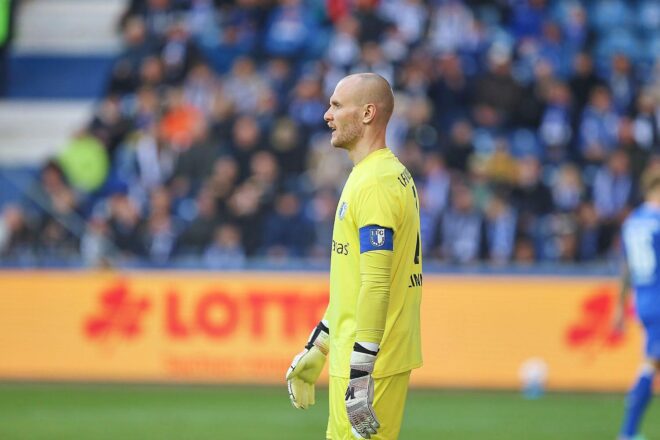 2. Bundesliga: Schalke gewinnt turbulent gegen Magdeburg