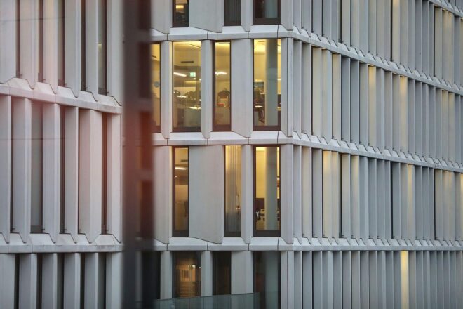 Arbeitszeit in NRW geht weiter zurück