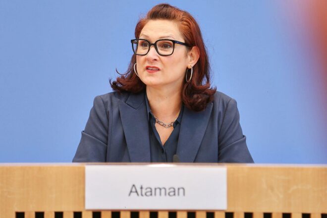 Ataman wirft Regierung Versäumnisse bei Frauenrechten vor