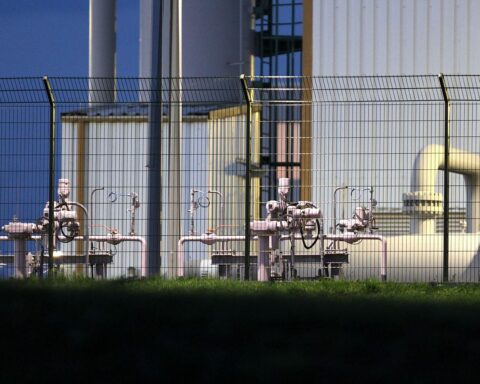 Gasspeicher in Bayern, symbolisiert Verstaatlichung und strategische Kontrolle über Energieversorgungssicherheit.