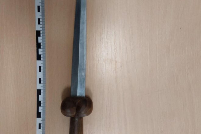 Bundespolizei stellt Dolch im Handgepäck am Bremer Flughafen sicher