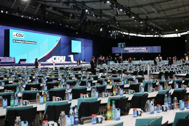 CDU-Parteitag startet – Merz erwartet "wegweisende Entscheidungen"