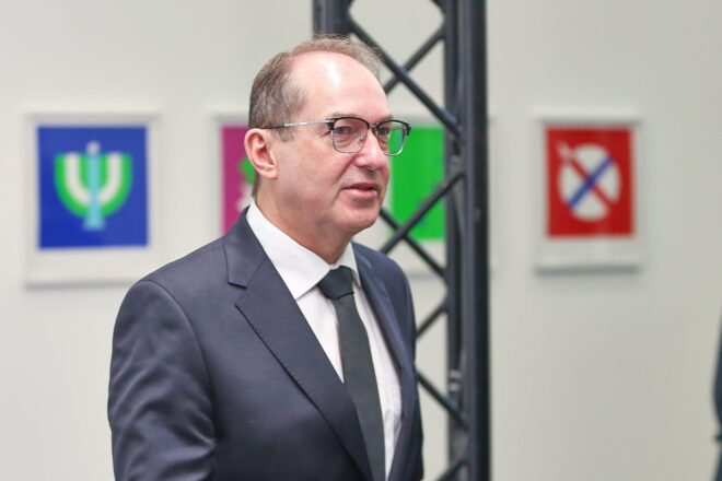 Dobrindt hat keine Einwände gegen Verurteilung von Maja T. in Ungarn
