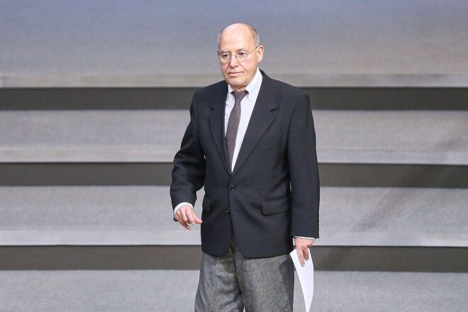 Gysi will Steinmeier einen "Rat der Weisen" vorschlagen