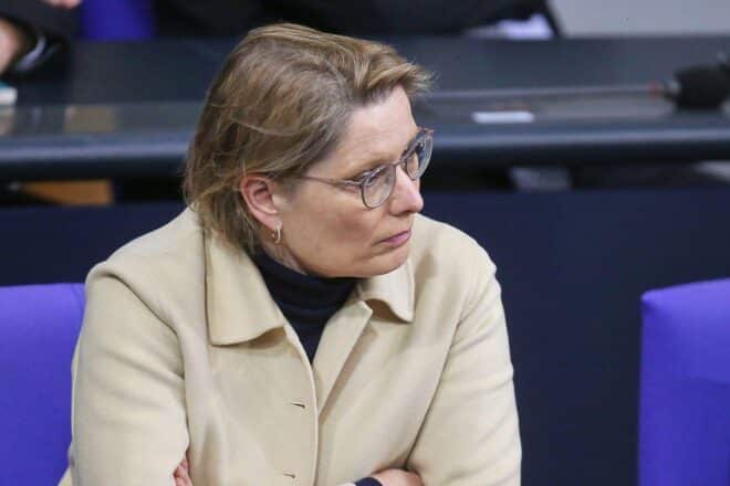 Hubig sieht zunächst keine Zuständigkeit bei Epstein-Akten