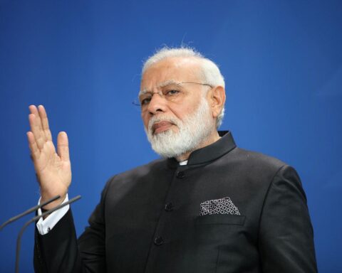 Narendra Modi spricht über KI als öffentliches Gut und Sicherheitsstandards für digitale Inhalte.