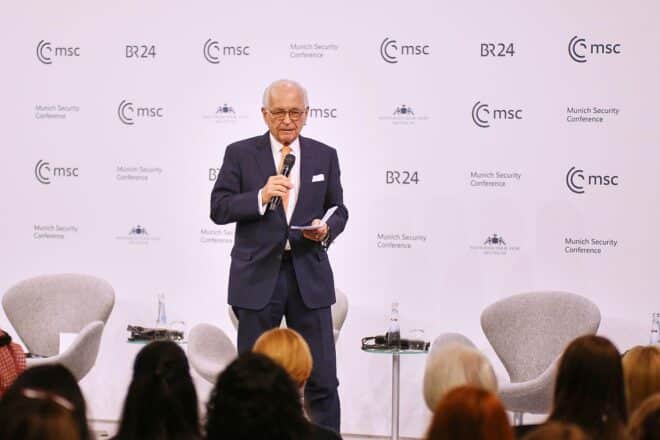 Ischinger fordert nach Sicherheitskonferenz mehr Druck auf Russland