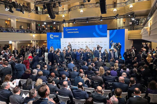 Kiesewetter und Melnyk beklagen geringes Ukraine-Engagement bei MSC