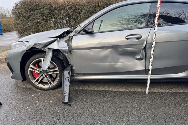 Lkw-Fahrer flüchtet nach Unfall in Velbert