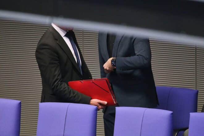 Mehrheit will strengere Regeln für Mitarbeiter von Abgeordneten