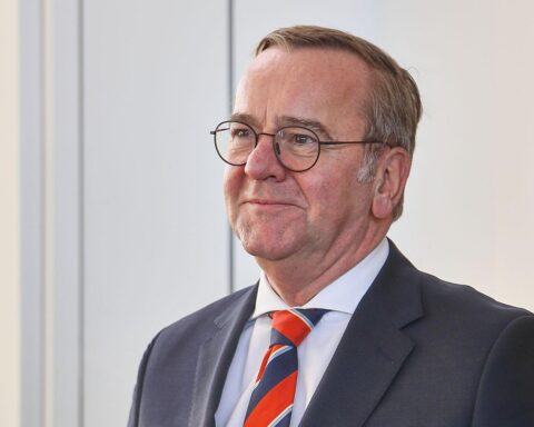 Boris Pistorius trifft neuen Berater Martin Schäfer; Hintergrund: Veränderungen im Auswärtigen Amt.