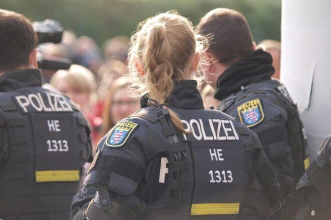 Polizei sucht Zeugen nach illegalem Autorennen bei Kuppenheim und Gaggenau