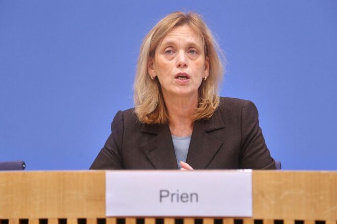 Prien will Parität auch unabhängig von Wahlrechtsreform debattieren
