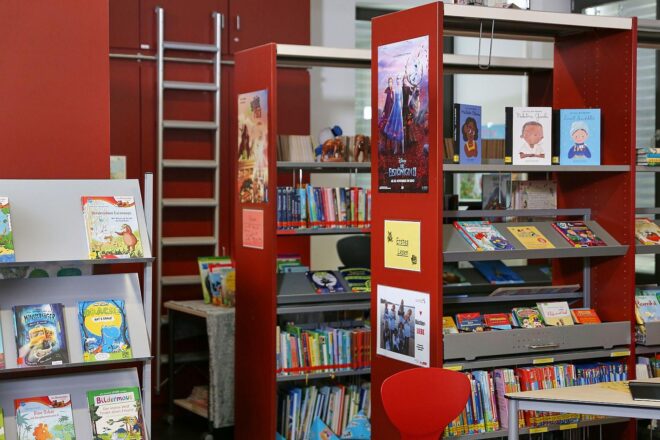 Saarland führt Leseband an allen Gemeinschafts- und Förderschulen ein