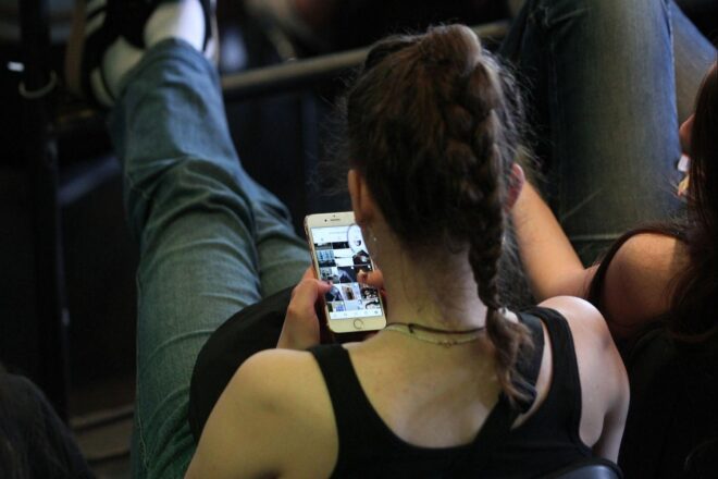 Söder sieht Social-Media-Verbot für Jugendliche skeptisch