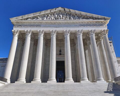 Oberster Gerichtshof der USA entscheidet über Trumps Zollpolitik: Zölle weitgehend gekippt.