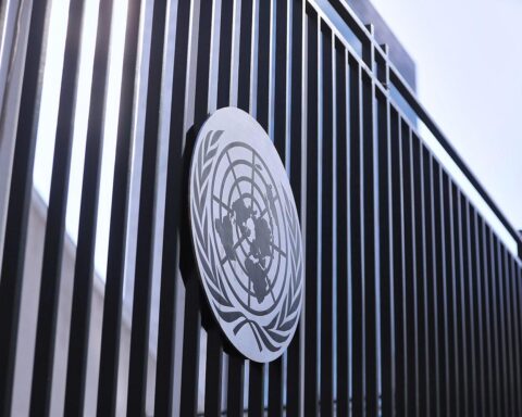 Gewalteskalation im Südsudan: UN-Überwachung, Konflikte, humanitäre Krise, vertriebene Menschen, dringender Hilferuf.