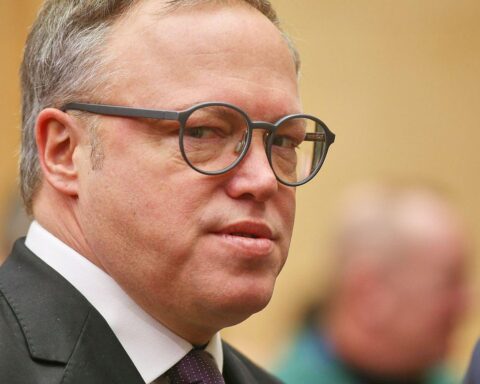 Mario Voigt spricht auf CDU-Parteitag über Reformen und soziale Verantwortung.