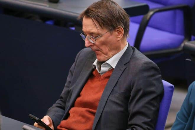 Wartezeiten: Lauterbach fordert Termingarantie bei Fachärzten