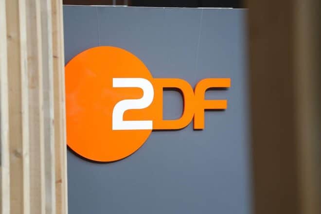 ZDF entschuldigt sich für Fake-Videos im "Heute-Journal"