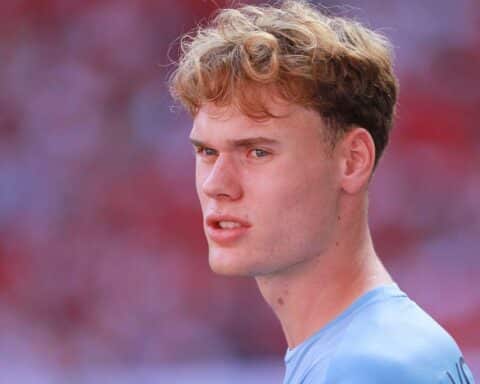 VfL Bochum feiert wichtigen 3:2-Sieg gegen 1. FC Kaiserslautern im intensiven Abendspiel.