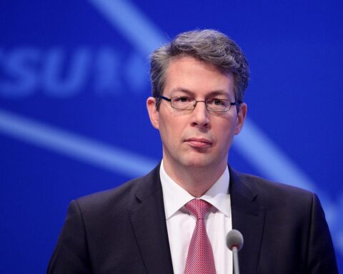 Markus Blume würdigt Jürgen Habermas, bedeutenden Philosophen und Verfechter demokratischer Werte.