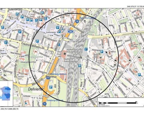 Sicherheitskräfte evakuieren Zone um Duisburger Hauptbahnhof wegen Bombenfund aus dem Zweiten Weltkrieg.